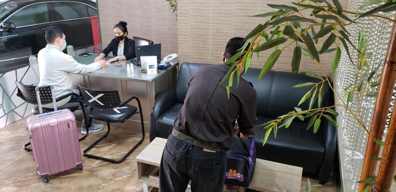 Harvia Suites Kebon Jeruk Jakarta Exteriör bild