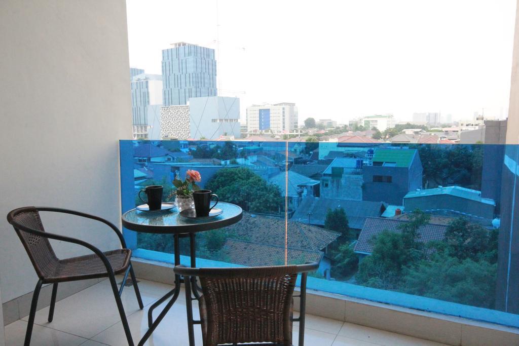 Harvia Suites Kebon Jeruk Jakarta Exteriör bild