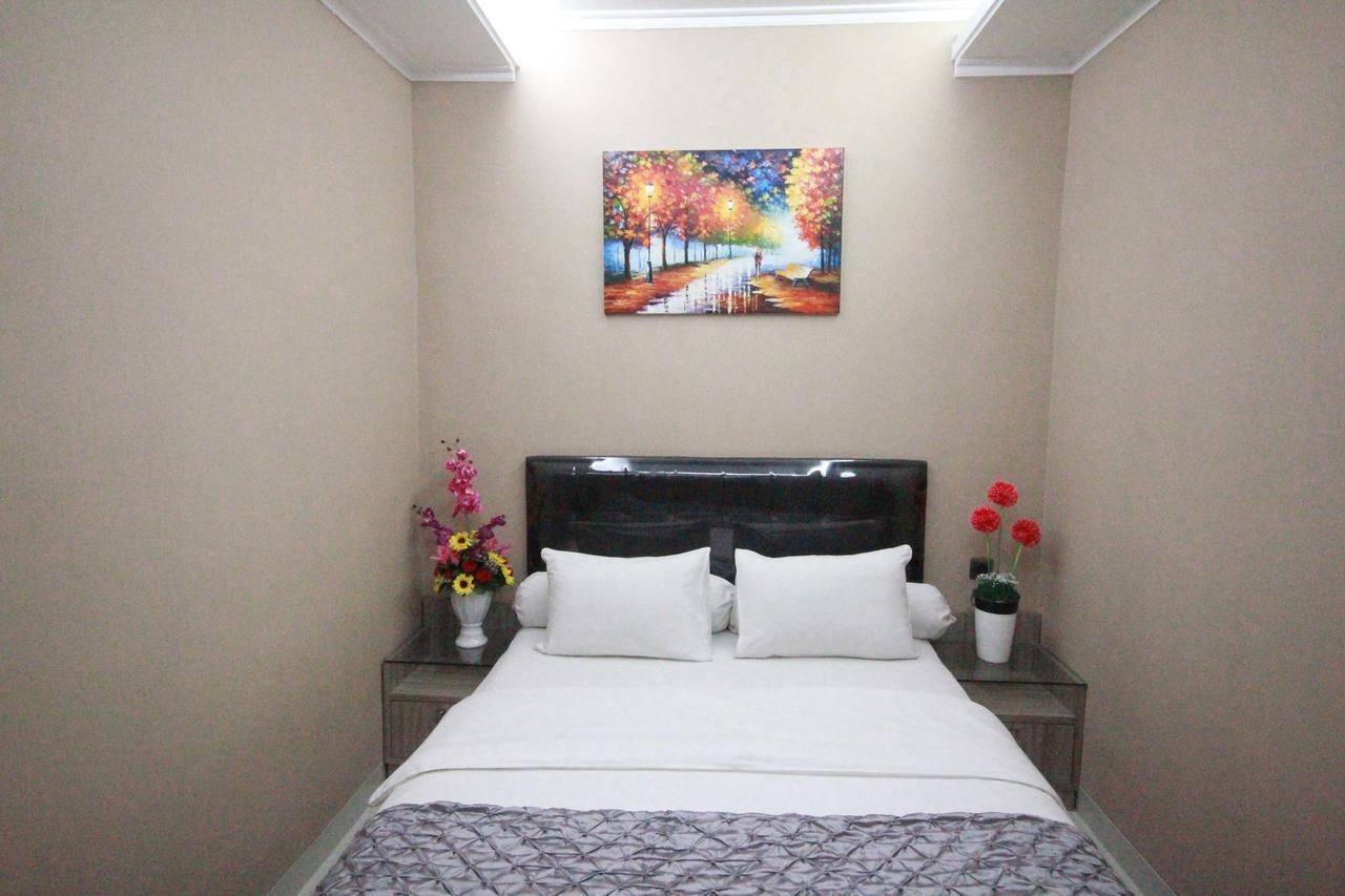 Harvia Suites Kebon Jeruk Jakarta Exteriör bild
